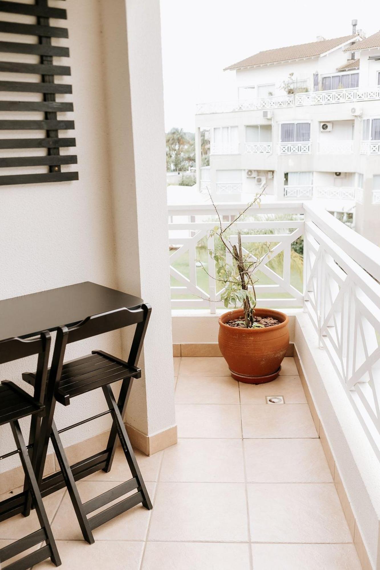 Completo Apartamento Em Resort Na Beira Da Lagoa Флорианополис Экстерьер фото